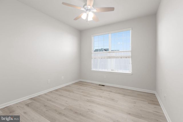 1805 LEGACY LN, Fredericksburg, VA 22408