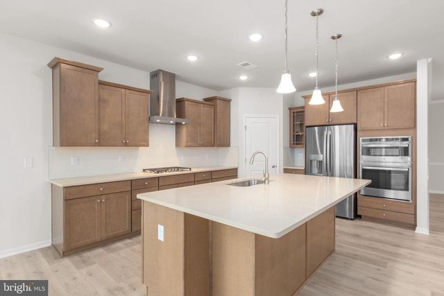 1805 LEGACY LN, Fredericksburg, VA 22408