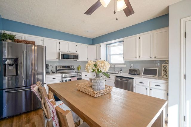 2125 Vancouver Drive, Lafayette, IN 47905