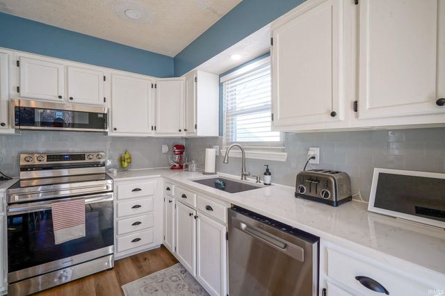 2125 Vancouver Drive, Lafayette, IN 47905