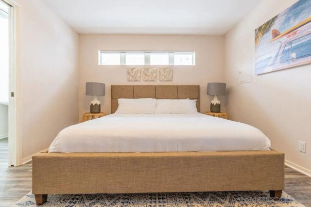 7377 Eads Ave 1, La Jolla, CA 92037