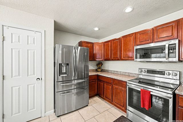 15014 Becker Bnd, San Antonio, TX 78253