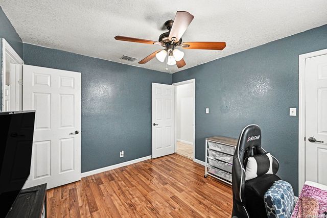 15014 Becker Bnd, San Antonio, TX 78253