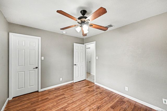 15014 Becker Bnd, San Antonio, TX 78253