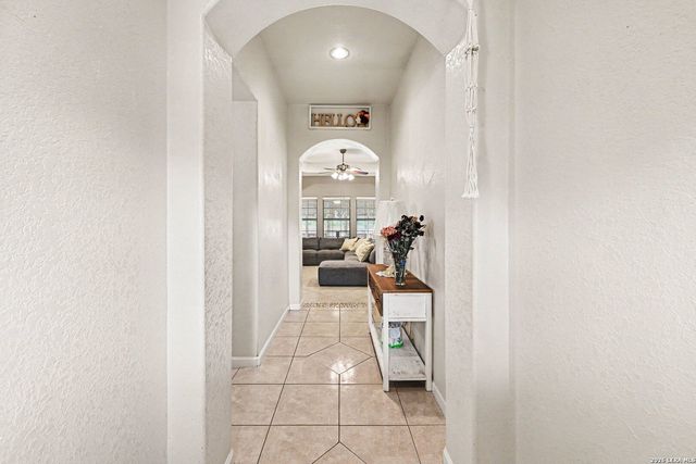 15014 Becker Bnd, San Antonio, TX 78253