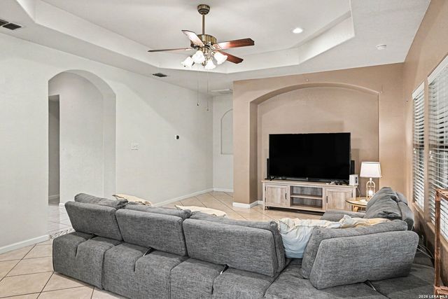 15014 Becker Bnd, San Antonio, TX 78253