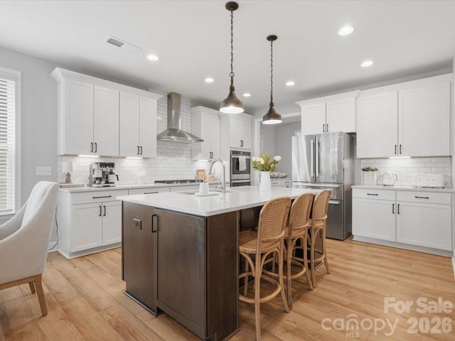 1001 Vettura Court, Waxhaw, NC 28173
