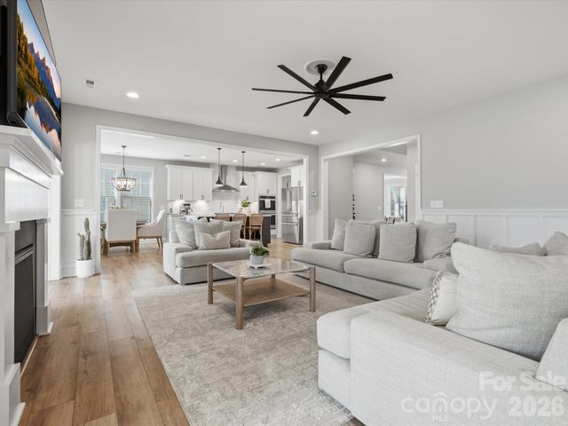 1001 Vettura Court, Waxhaw, NC 28173