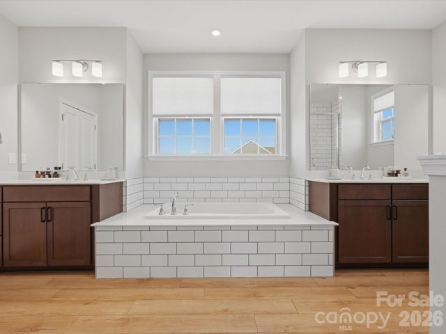 1001 Vettura Court, Waxhaw, NC 28173