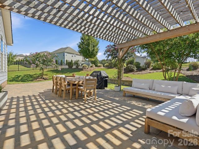 1001 Vettura Court, Waxhaw, NC 28173