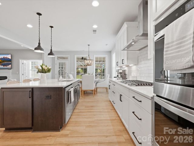 1001 Vettura Court, Waxhaw, NC 28173