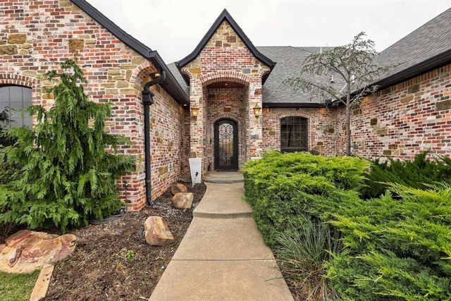 3450 Sarah Drive, Newcastle, OK 73065