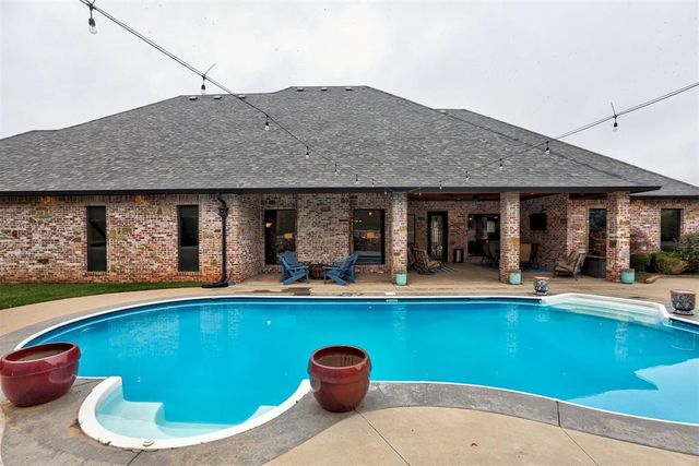 3450 Sarah Drive, Newcastle, OK 73065