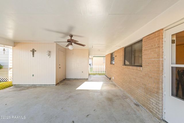 118 Cypress Island Highway, St. Martinville, LA 70582