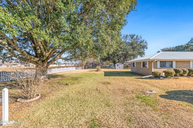 118 Cypress Island Highway, St. Martinville, LA 70582