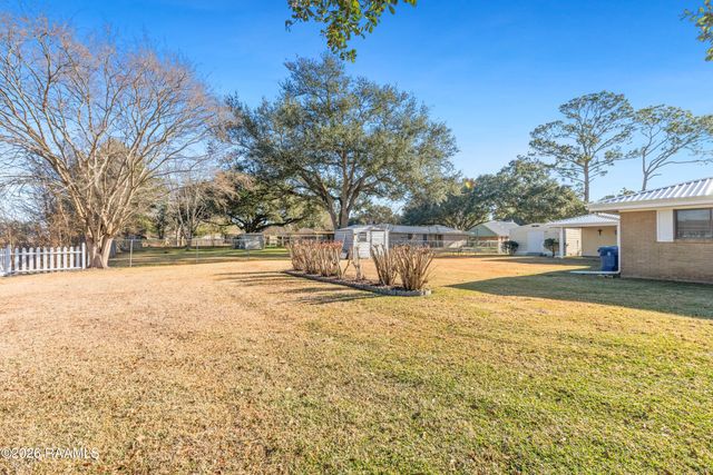 118 Cypress Island Highway, St. Martinville, LA 70582