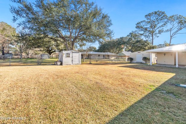 118 Cypress Island Highway, St. Martinville, LA 70582