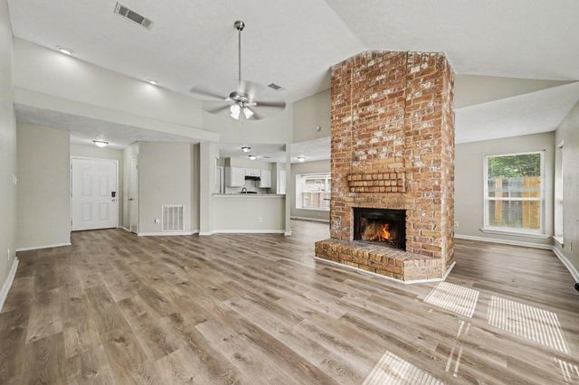 2710 Village Circle Drive, Katy, TX 77493