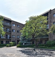 1400 N Elmhurst Road 310, Mount Prospect, IL 60056