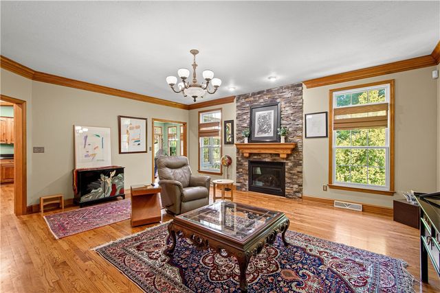 109 Windermere Ct, Peters Twp, PA 15317