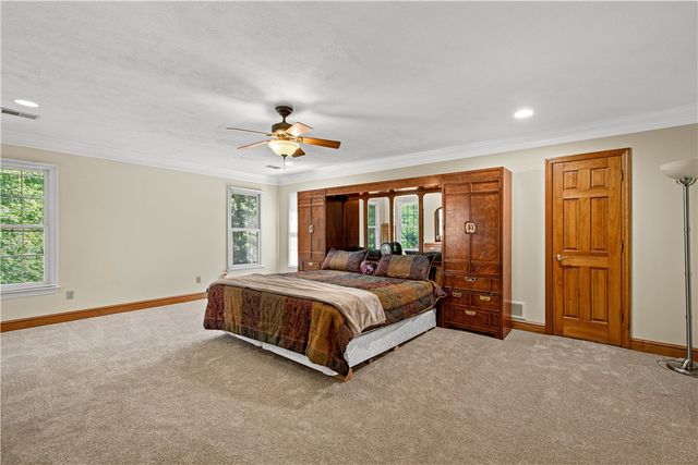 109 Windermere Ct, Peters Twp, PA 15317