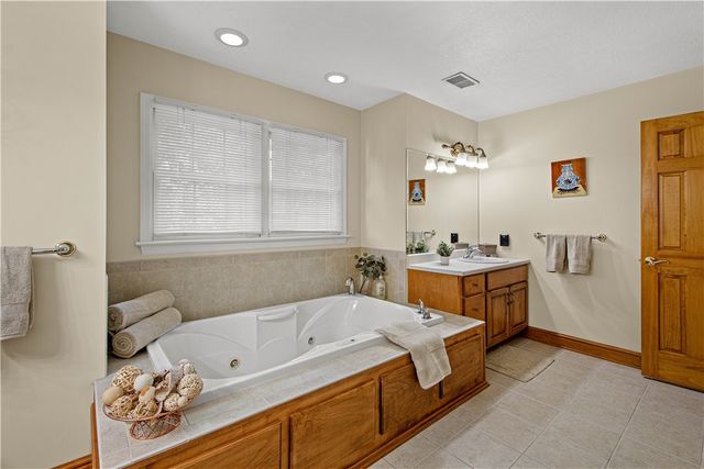 109 Windermere Ct, Peters Twp, PA 15317