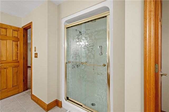 109 Windermere Ct, Peters Twp, PA 15317