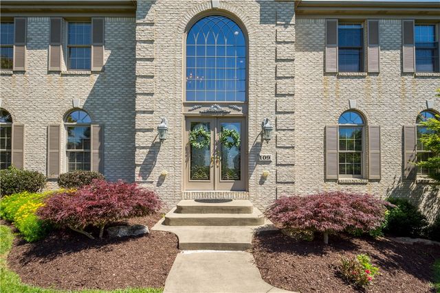109 Windermere Ct, Peters Twp, PA 15317