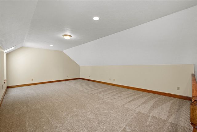 109 Windermere Ct, Peters Twp, PA 15317