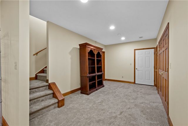 109 Windermere Ct, Peters Twp, PA 15317