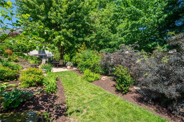 109 Windermere Ct, Peters Twp, PA 15317