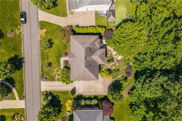 109 Windermere Ct, Peters Twp, PA 15317