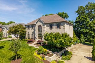 109 Windermere Ct, Peters Twp, PA 15317
