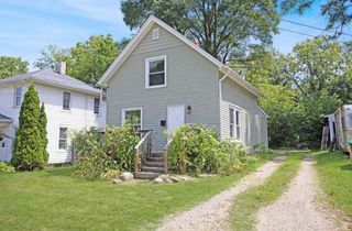 131 Willow Street, Jackson City, MI 49202