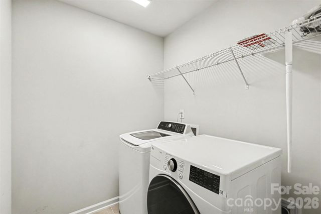 808 Lyndon Station Drive, Pineville, NC 28134