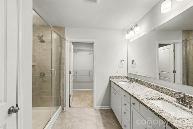 808 Lyndon Station Drive, Pineville, NC 28134