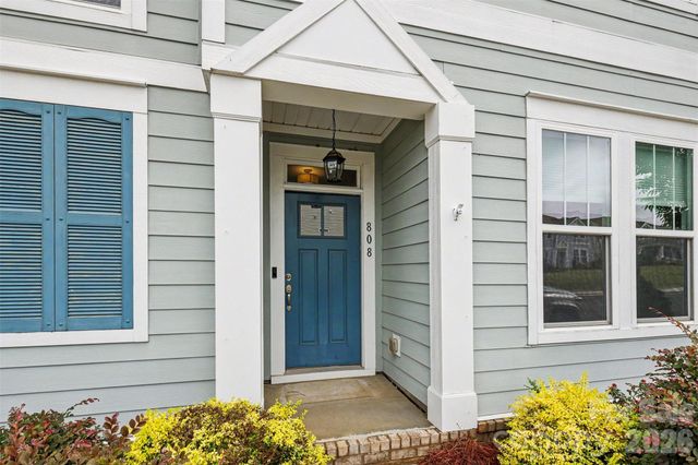 808 Lyndon Station Drive, Pineville, NC 28134