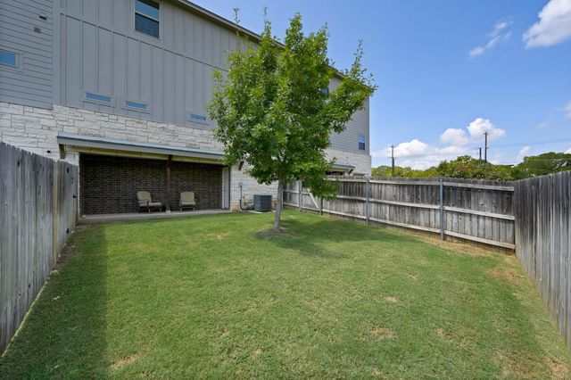 205 Birch Oak LN, Georgetown, TX 78628