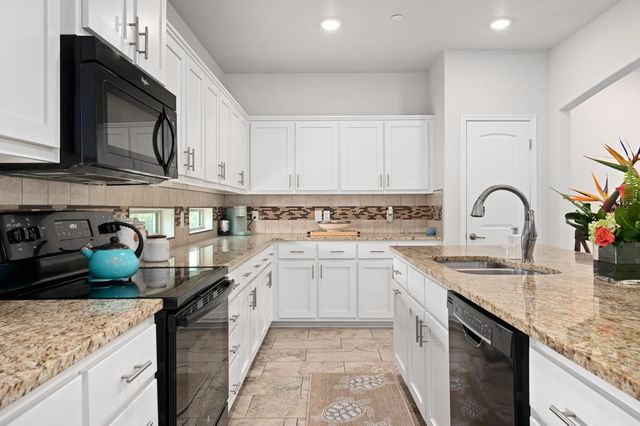 205 Birch Oak LN, Georgetown, TX 78628