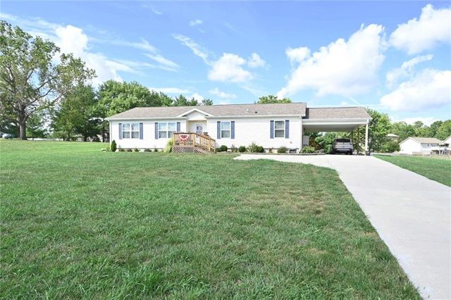 15490 NW 136th Street, Platte City, MO 64079