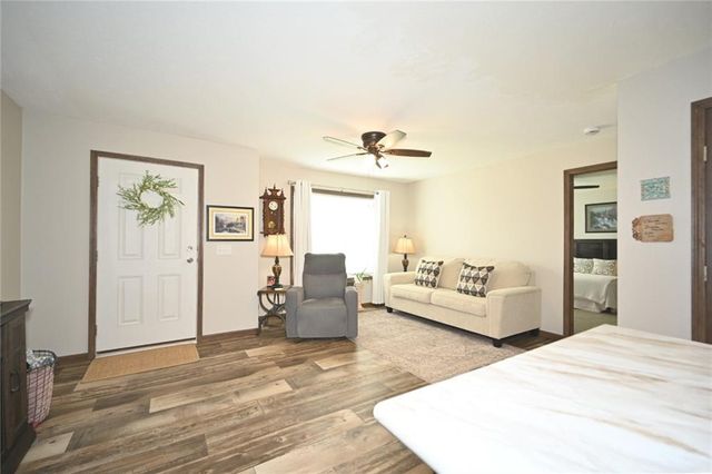 15490 NW 136th Street, Platte City, MO 64079