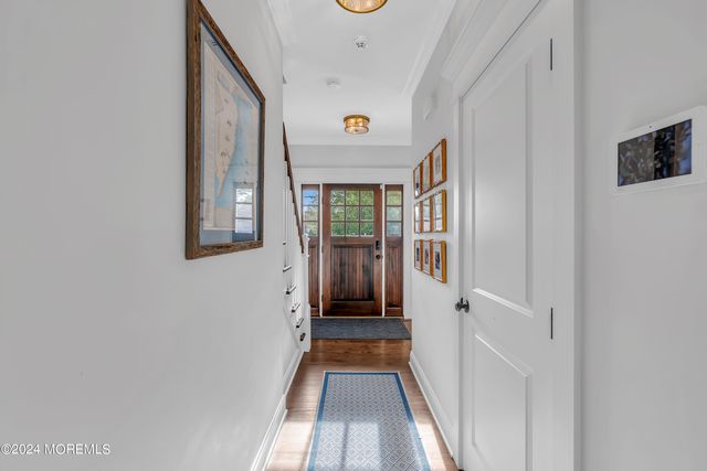 43 Old Squan Road, Manasquan, NJ 08736