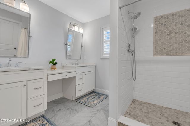 43 Old Squan Road, Manasquan, NJ 08736