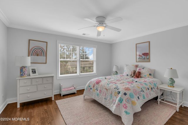 43 Old Squan Road, Manasquan, NJ 08736