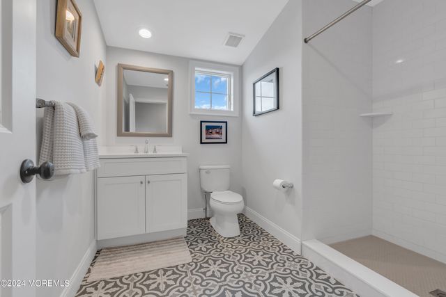 43 Old Squan Road, Manasquan, NJ 08736