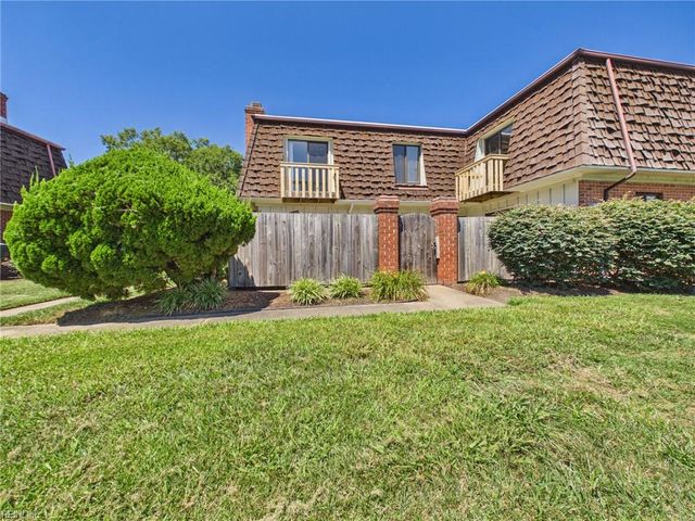 1701 Ocean Bay DR, Virginia Beach, VA 23454