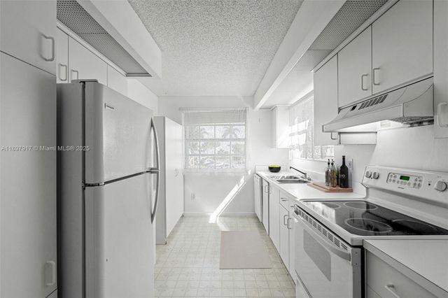 2274 SE 27 Dr 205-F, Homestead, FL 33035