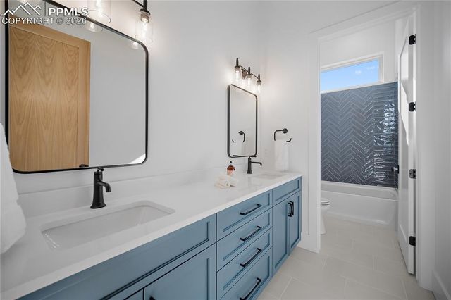 13525 Random Ridge View, Colorado Springs, CO 80921