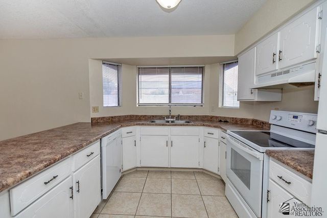 1319 S Pagent Ave, Yuma, AZ 85364