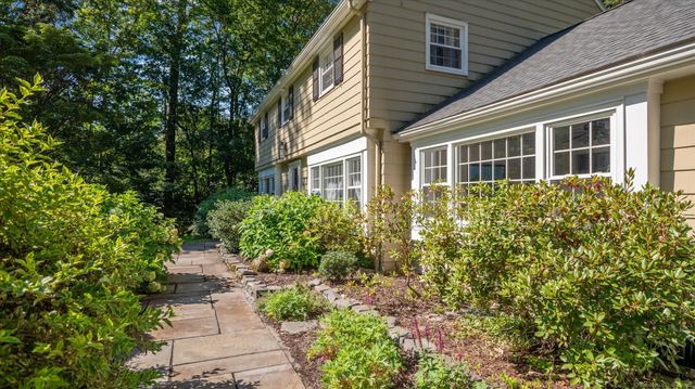 77 Blue Ridge Drive, Simsbury, CT 06070
